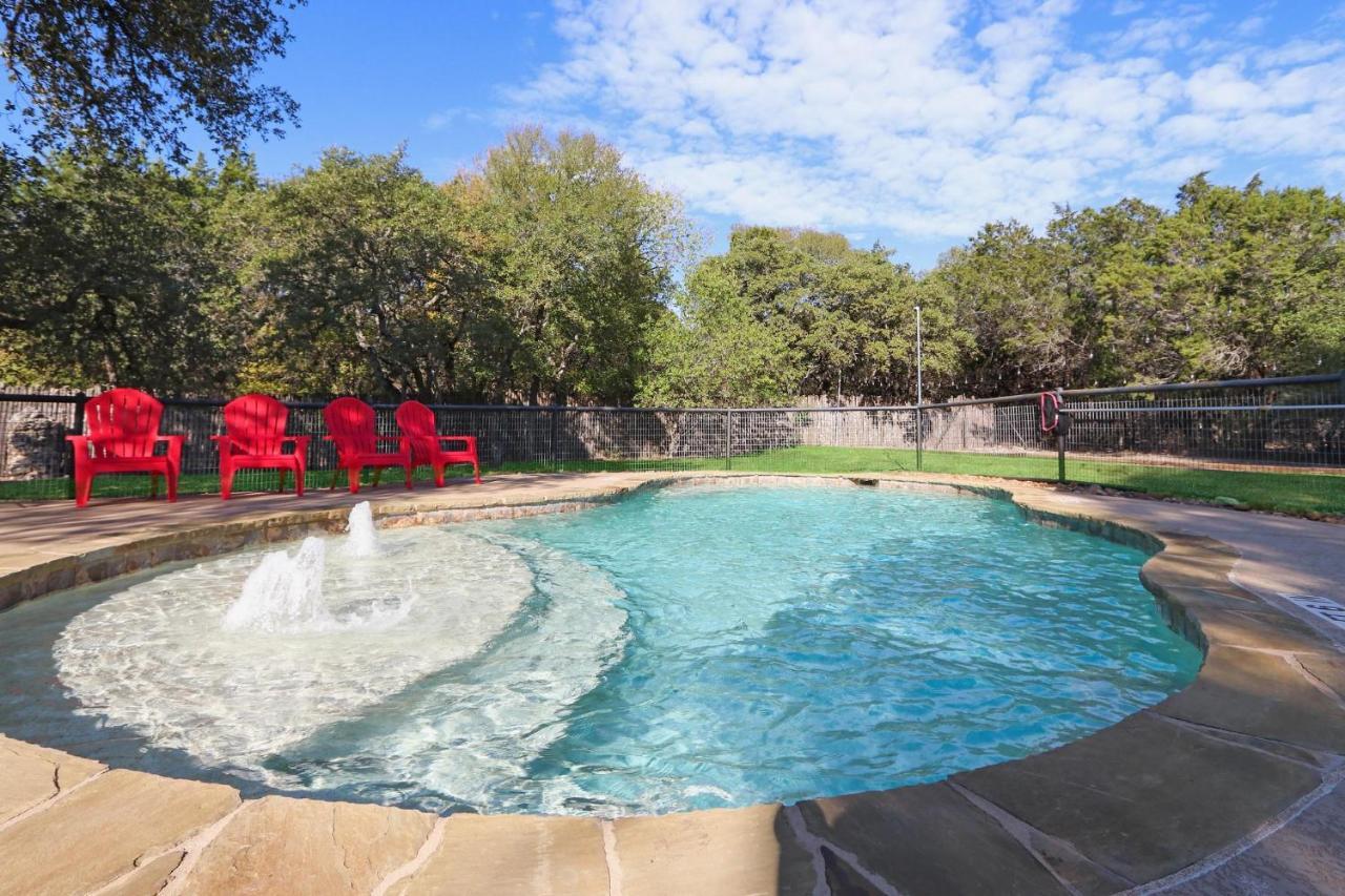 Wimberley Log Cabins Resort And Suites- Unit 2 Bagian luar foto